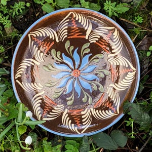 Vintage French Alsace Plate. 8 Inches. Soufflenheim Strasbourg. Slipware. Rustic Country Farmhouse Cottagecore. Brown Orange Blue Flower.