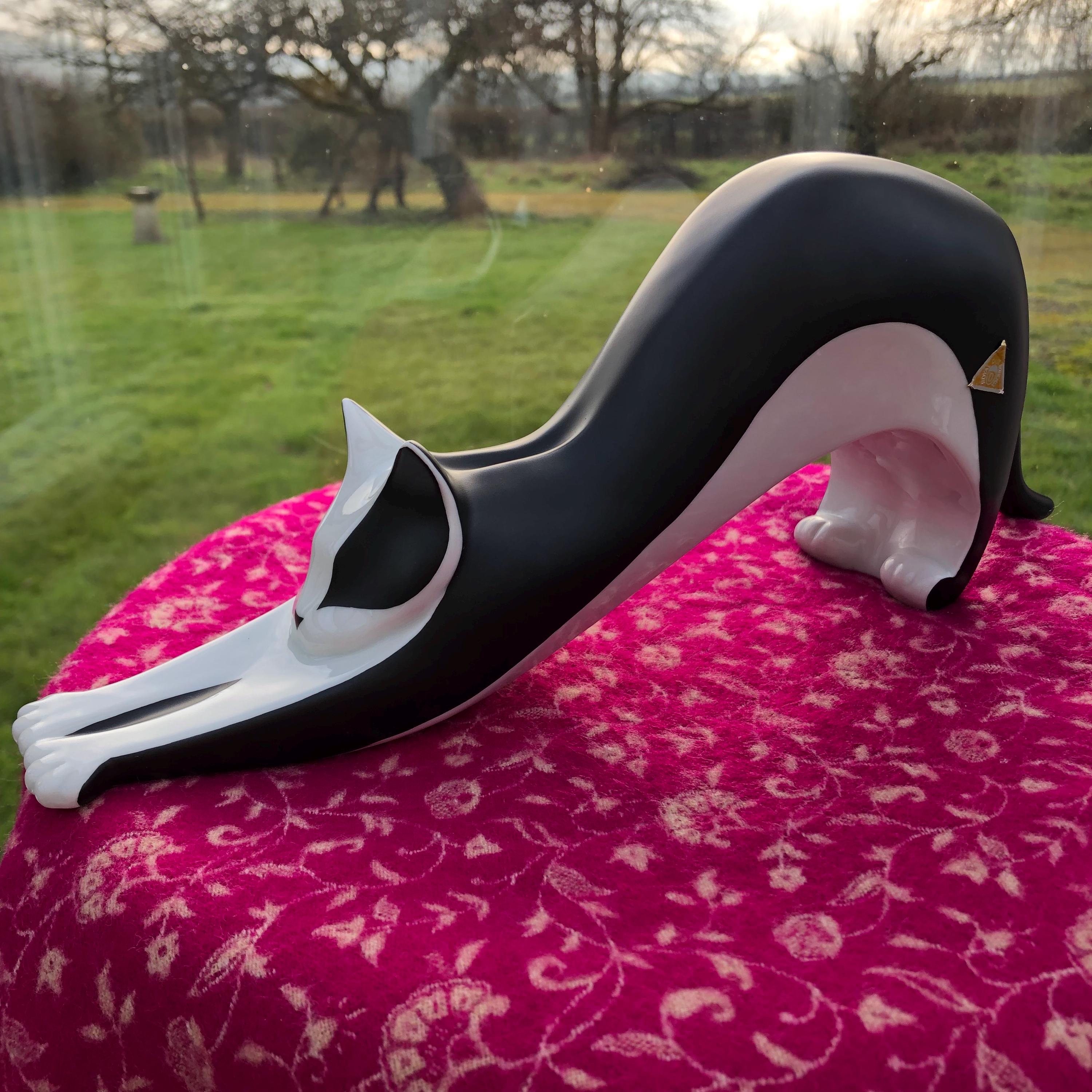 Royal Dux Stretching Cat. Bohemia Koruka 24501. Large Vintage