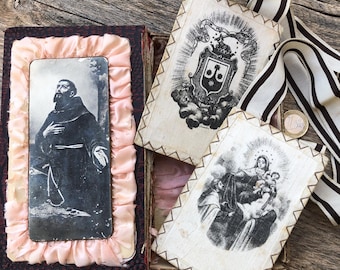 Antique Francis of Assisi Boxed Scapular Our Lady of Mount Carmel. Virgin Mary. Brown Scapular Carmelites. Spanish Catholic. Shabby Timeworn