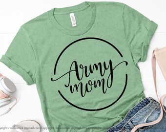 Mamá del ejército SVG para Cricut y Silhouette Cameo. Comercial gratuito para camisetas, calcomanías, plantillas, transferencias de calor de vinilo para planchar, tazas, impresiones, etc.
