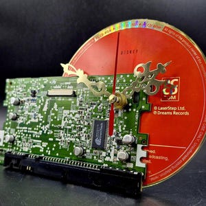 Computer engineer clock, Gift geek, Handmade clock, Office desk clock, Gift boyfriend, Tech gift, Recycle computer clock, Unique gift