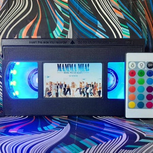 Retro VHS Movie Lamp: Upcycled 80s Decor with Remote