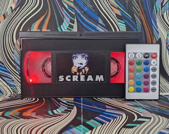 Lámpara retro de la película VHS "Scream": decoración reciclada de los 90 con control remoto