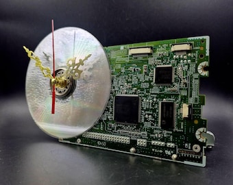 Recycled Computer Part Clock: Handmade Tech Gift for Geeks