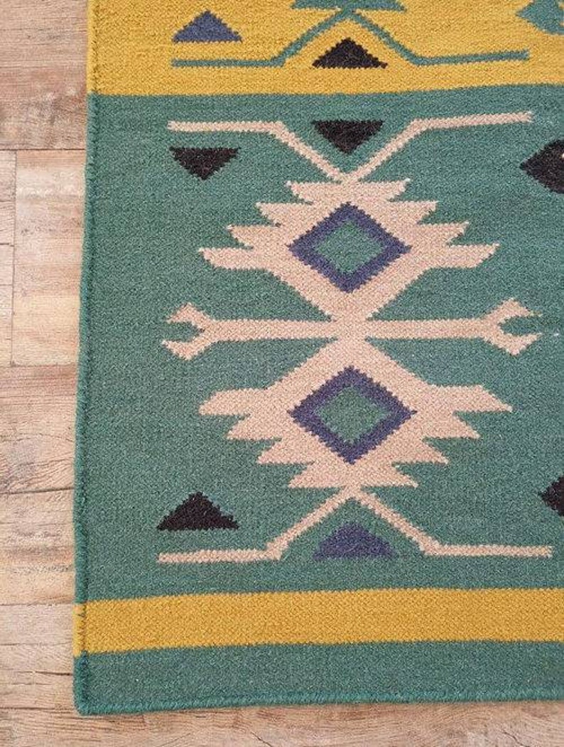 Bohemin rug, 4x6, 5x8, 6x9, 8x10, handmae wool jute ug, large area rug, beutifu wool jute rug, vintage rug, Indian village art. image 3