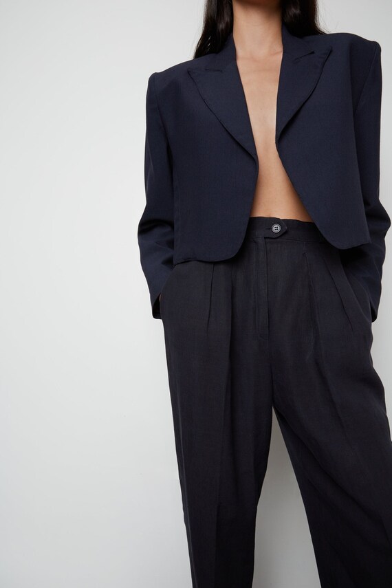 Vintage Cropped Navy Blue Blazer With 