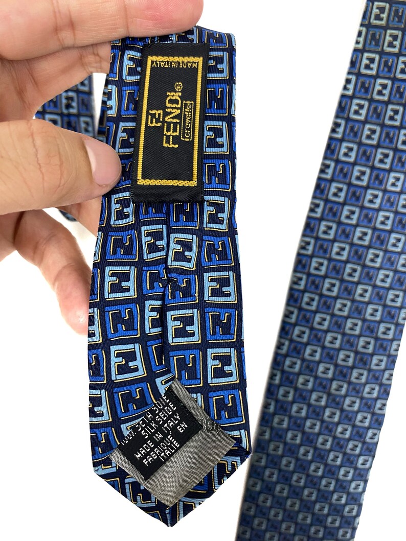 fendi neck tie