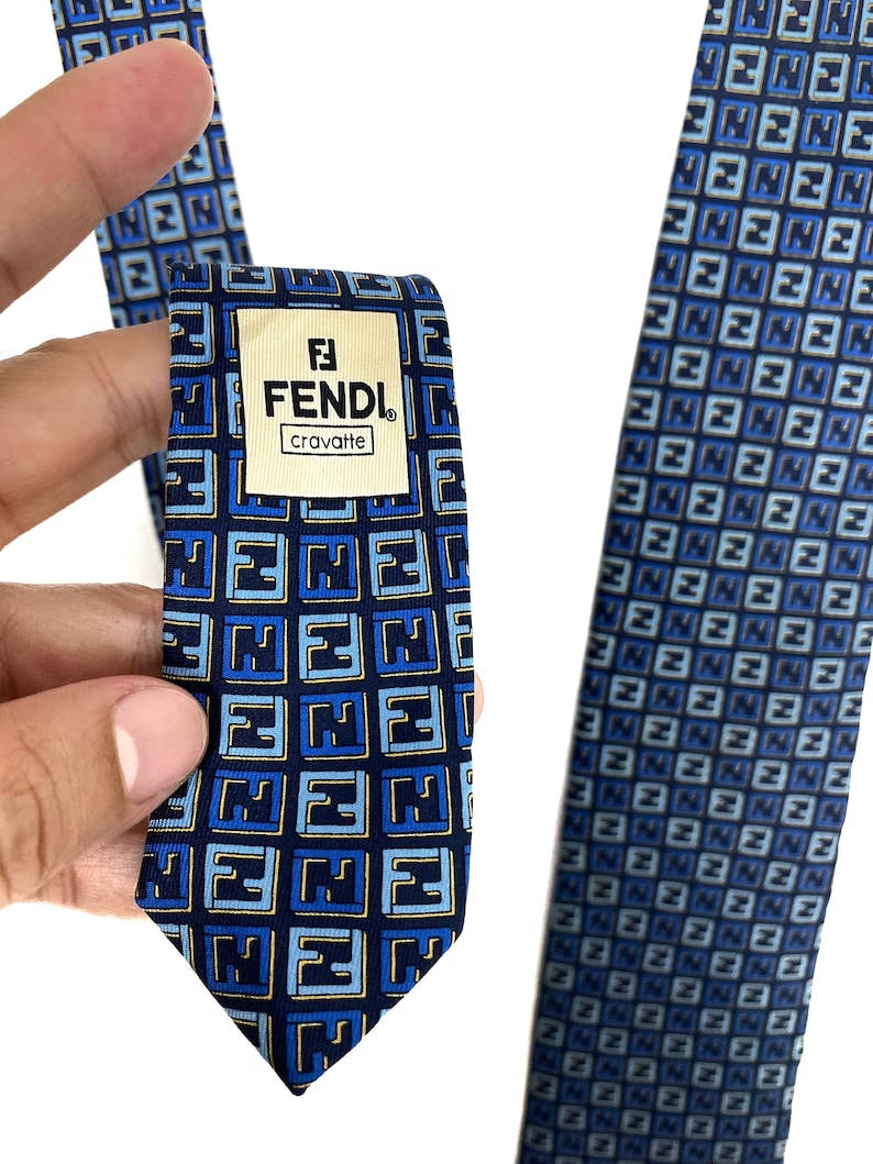 fendi neck tie