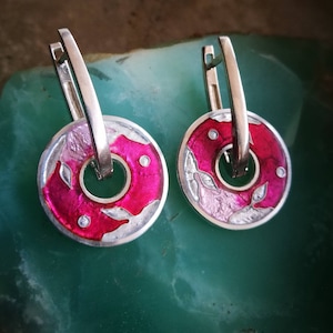 Reversible floral sterling silver cloisonné enamel modern earrings, gift for her, transformable into pendant, magenta, statement jewelry