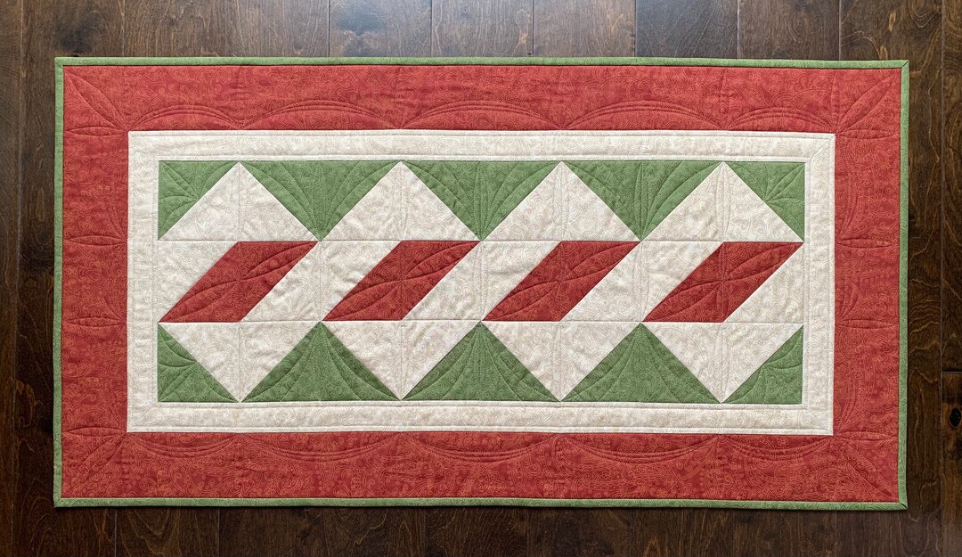 Handmade Quilted Table Runner, Red and Green Decor, 41" X 22" - Etsy