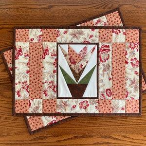Two Quilted Floral Placemats, Spring Placemats, Floral Placemats, Red and Ivory Placemats, Quilted Table Linen, Home Decor, 19&quot; x 13&quot;