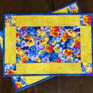 Set of Two Quilted Placemats, Spring Table Linens, Easter, Pansies, Floral Placemats, Blue, Yellow, Mother&#39;s Day Gift, 19.5 x 13.5