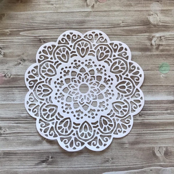 White Paper lace doilies pack of 12