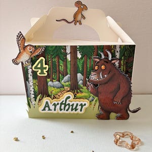 The Gruffalo personalise party box, the Gruffalo theme box, Gruffalo gable box, kids Gruffalo party party bag, green favour bag, woodland