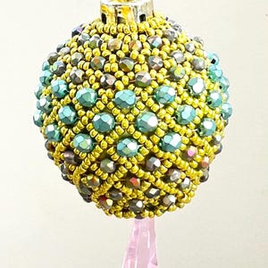 Opulent Elegance  Beaded Bauble Tutorial.