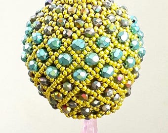 Opulent Elegance  Beaded Bauble Tutorial.