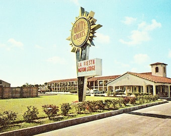 Vintage Postcard - La Fiesta Motor Lodge on Anastasia Island,Florida