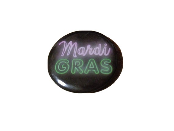 Lot of 5 Mardi Gras Pinbacks - image 8