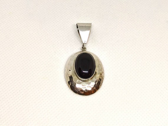 Vintage Sterling Silver Onyx Pendant / 925 - image 2