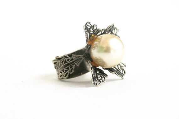 Vintage Sterling Silver and faux Pearl Statement … - image 4