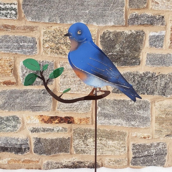 Estaca de metal para jardín con pájaro azul, decoración para pájaros azules, decoración para jardín y exterior, arte de metal para jardín