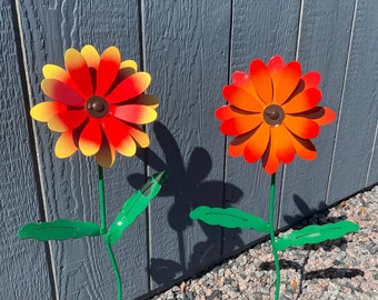 Metal Flower Set of 2/ Outdoor Metal Flower Decoration/ Painted Metal Flower Outdoor Decoration/ Colorful Outdoor Metal Flower