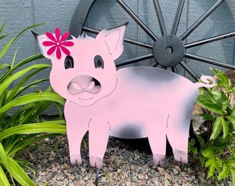 Metal Pig Yard Stake/ Outdoor Pig Decoration/ Farm and Barn Decoration