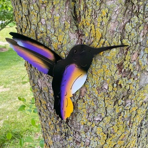 Hanging Hummingbird Metal Art/ Hummingbird Decoration/ Hummingbird Wall Decoration