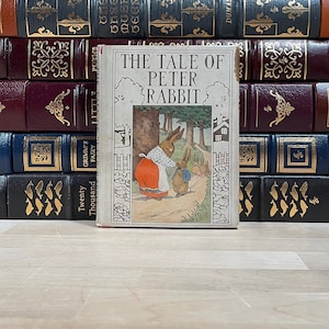 El cuento de Peter Rabbit escrito e ilustrado por Beatrix Potter
