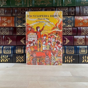 Encyclopedia Brown, Shows the Way by Donald J. Sobol, Illustrated by Leonard Shortall, First Edition