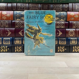 1960&#39;s Blue Fairy Book by Andrew Lang: Illustrated Looking Glass Library Edition