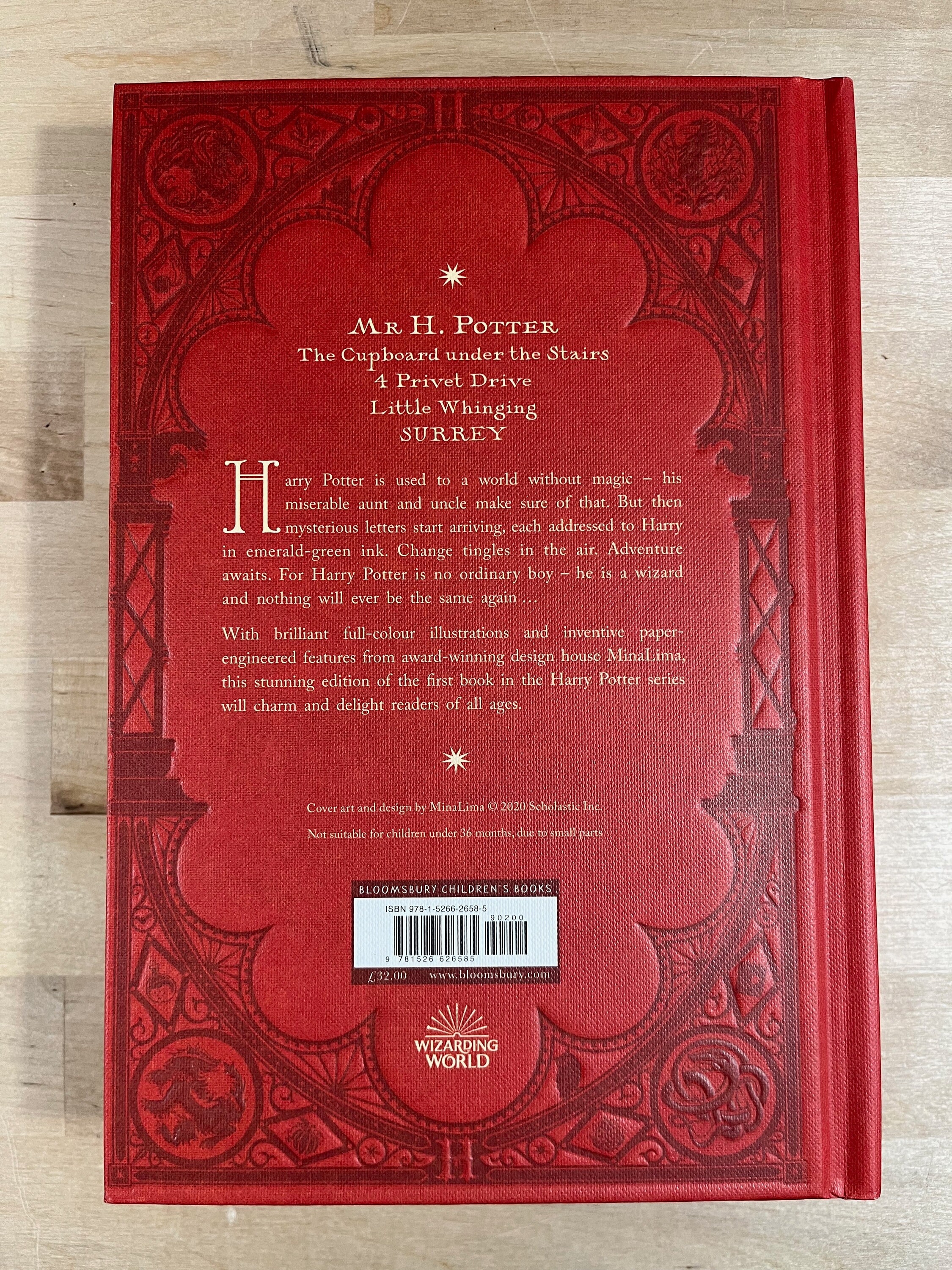 サイン入りハリー・ポッターと賢者の石：ミナリマ・インタラクティブ