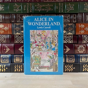 Vintage Alice in Wonderland Book: 1950s Junior Deluxe Edition, Tenniel Illustrations