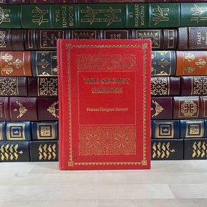 The Secret Garden by Frances Hodgson Burnett, Illustrated Edition, Purnell Publishers Limited, 1984