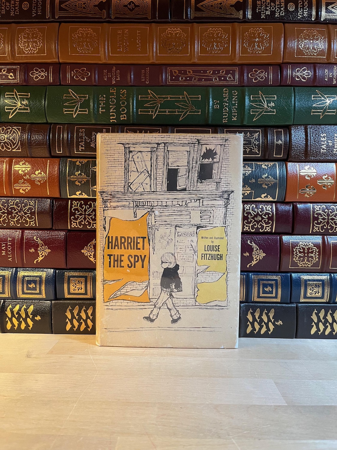 Harriet the Spy by Louise Fitzhugh, 1964 First Book Club Edition - Etsy