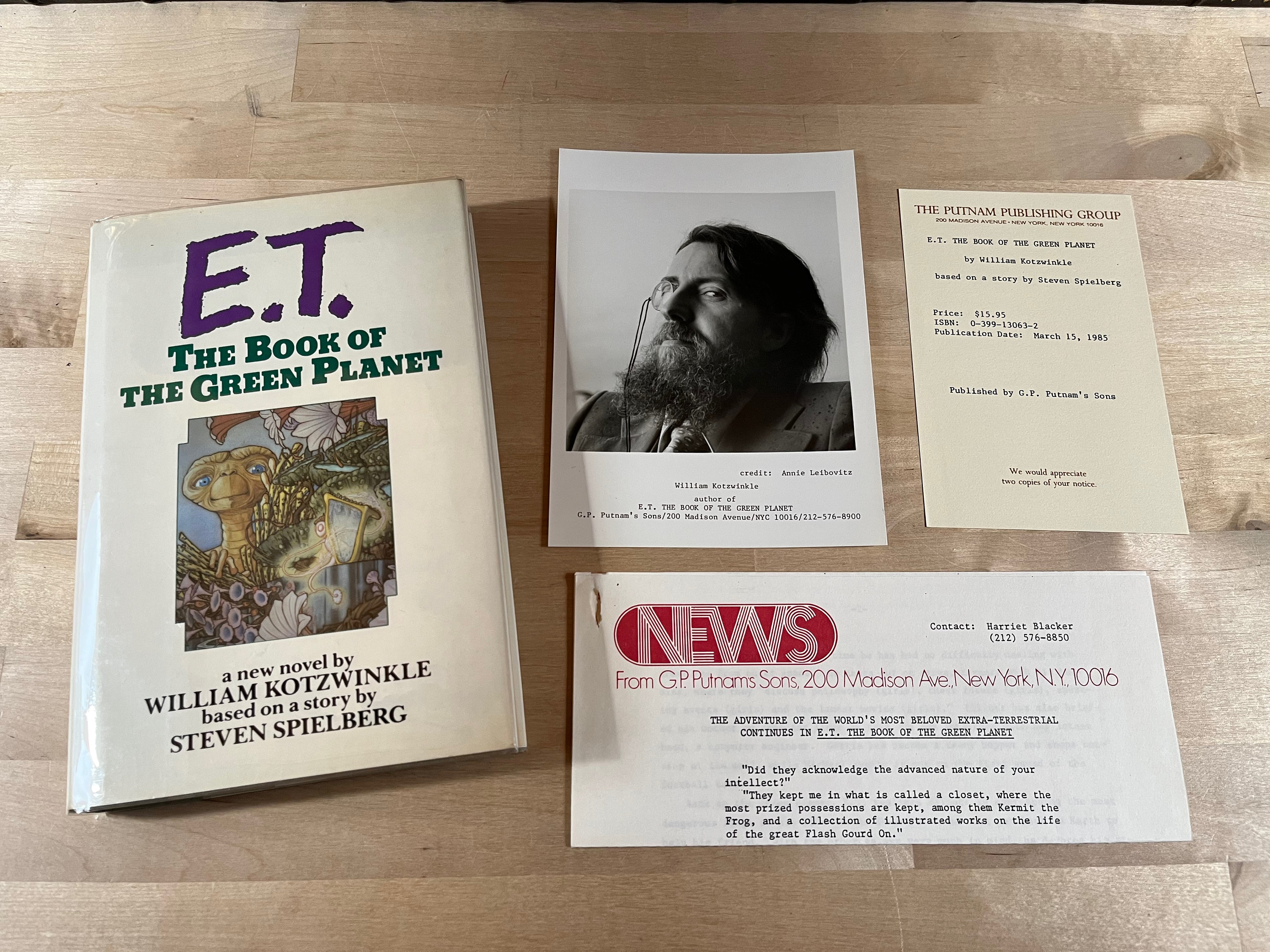洋書 E.T. E.T. First Edition Book Set: Kotzwinkle, 1982 & 1985 - Etsy