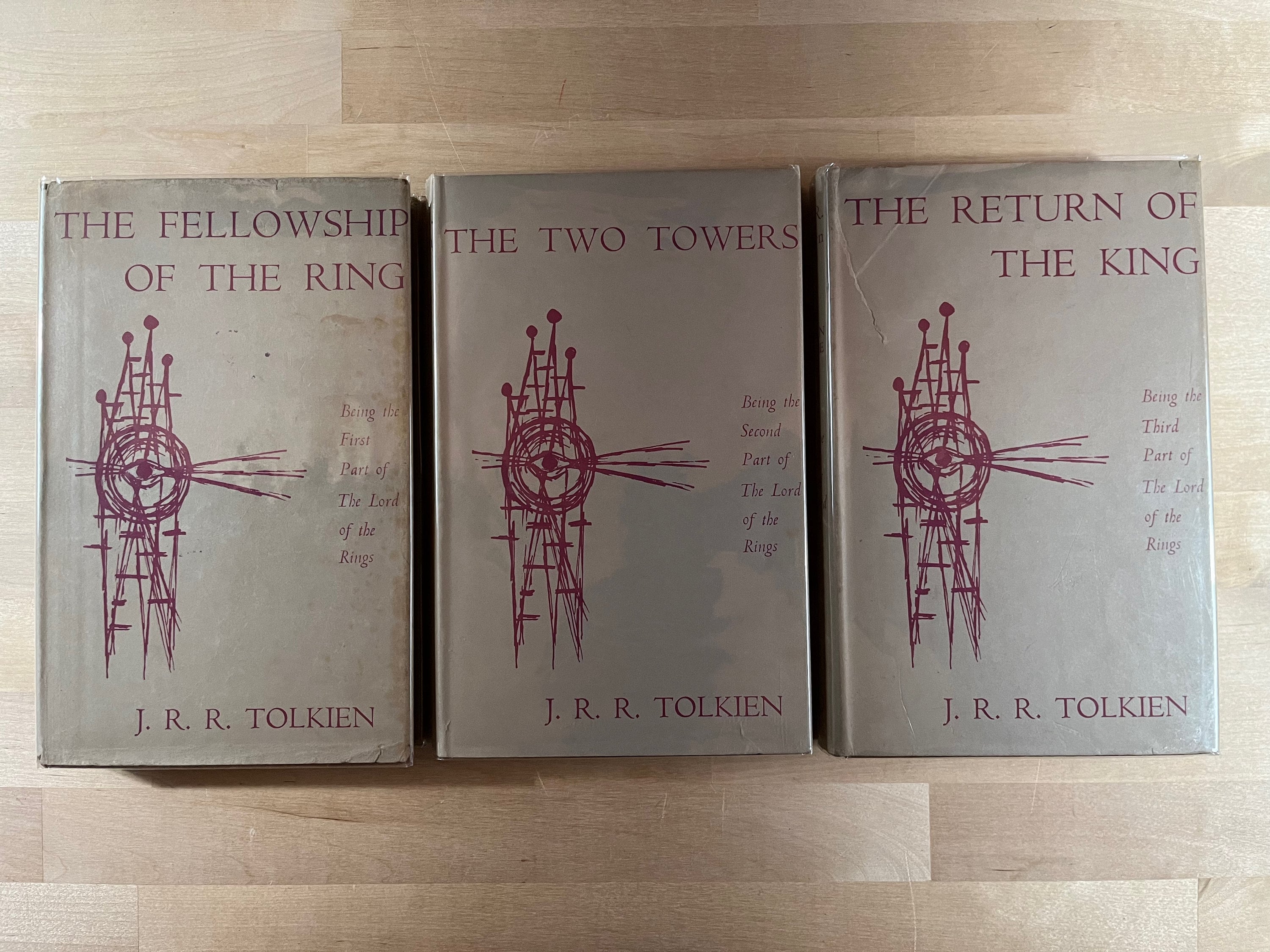 Lord of the Rings: Don't read Tolkien's books before The Rings of