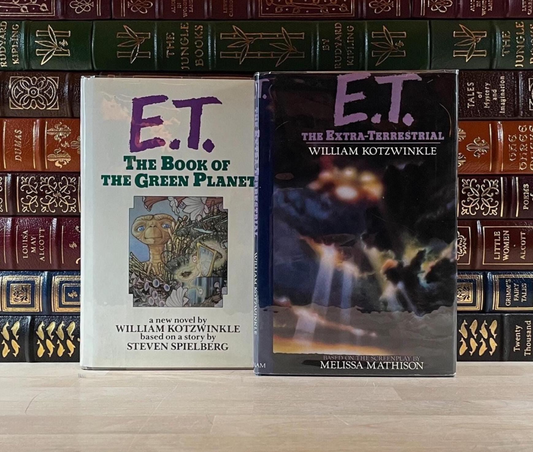 洋書 E.T. E.T. First Edition Book Set: Kotzwinkle, 1982 & 1985 - Etsy