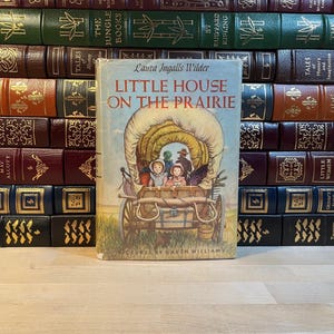 Vintage 1970s Little House on the Prairie Book, Illustrated by Garth Williams
