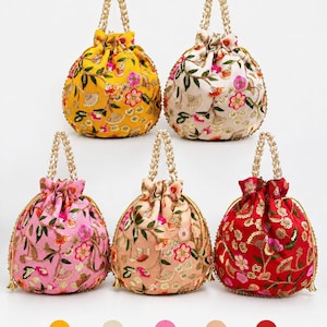 Embroidered Floral Potli Bags – Pearl Handle Drawstring Gift Pouches (Set of 5)