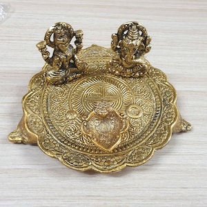 Aluminium Golden Color Plated Laxmi Ganesha Idol with Platter Plate for Puja Diwali Gift Items Deepawali Decorations Indian Dhanteras Pooja
