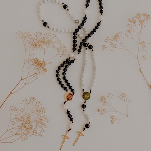 Bride & Groom Rosary Set - Catholic Wedding Gift - Gift for Fiancé - Catholic Engagement Present - Bride to Be Gift - Husband Rosary