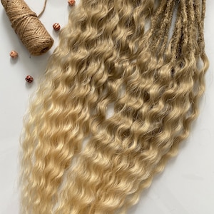 Blonde Curly Dreads / Synthetic Dreadlock Extensions / Wavy Dreadlocks / Temporary Crochet Dreads / Natural Blonde Dready Waves / 24inches