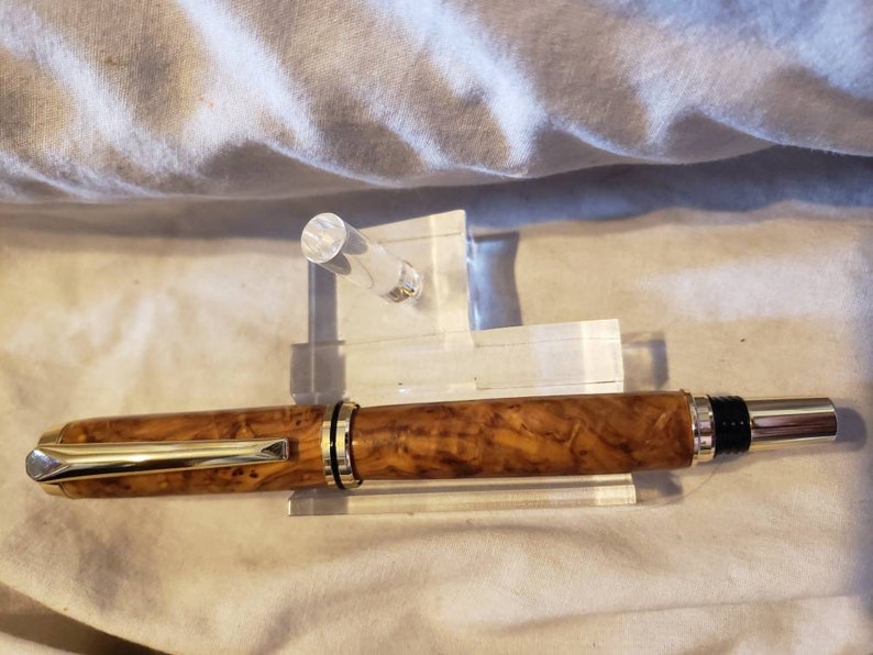 Beautiful Olive Burl Rollerball Pen!