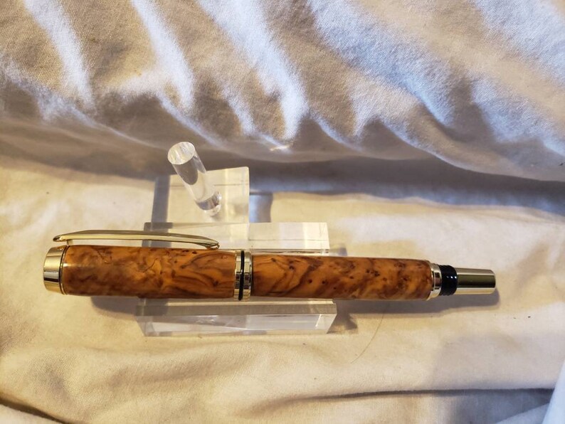 Beautiful Olive Burl Rollerball Pen!