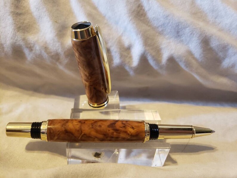 Beautiful Olive Burl Rollerball Pen!