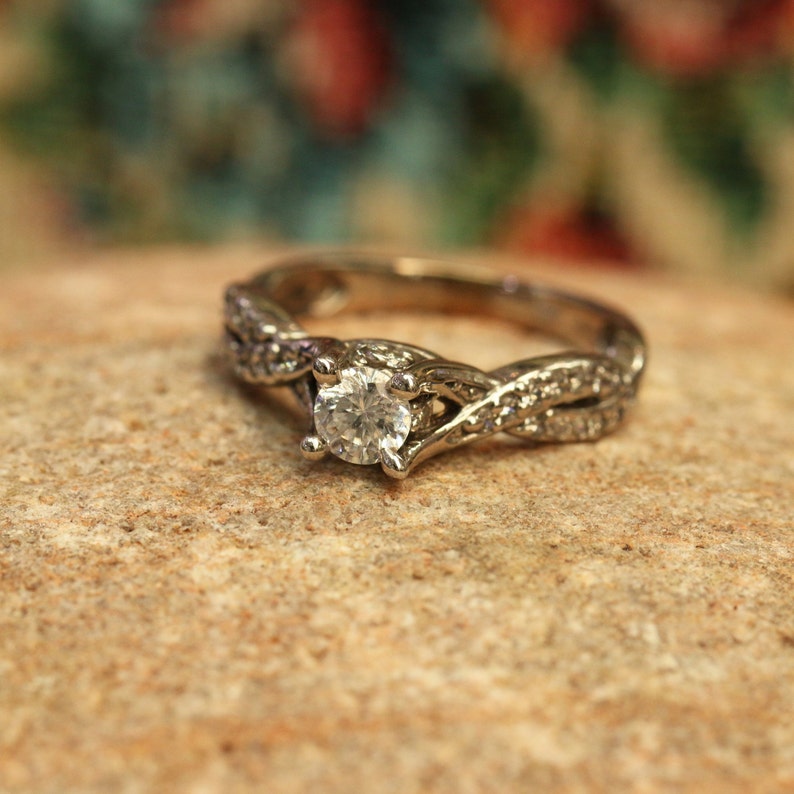 14K White Gold Art Deco Style Ring Round Cut Engagement Ring White Gold Ring Solitaire Ring Vintage Ring