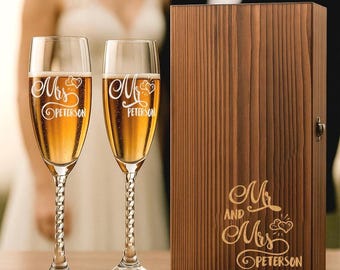 Personalized Engraved Champagne Flutes – Elegant Wedding Toasting Glasses for Bride, Groom, Unique Keepsake Wooden Gift Box
