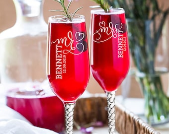 Custom Engraved Champagne Glass – Elegant Toasting Flute for Wedding, Bride and Groom, Anniversary, or Special Event Keepsake Gift