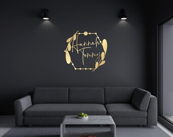 Personalized Gold Metal Wall Art Sign, Wedding Gift for Couples, Custom Floral Name Sign, Unique Home Gift for Friends, Housewarming Gift